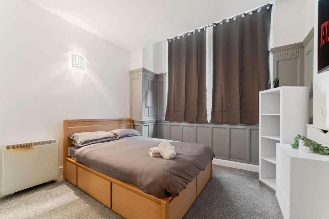 לייסטר Spacious City Centre Apartment W/ Free Valet Parking מראה חיצוני תמונה